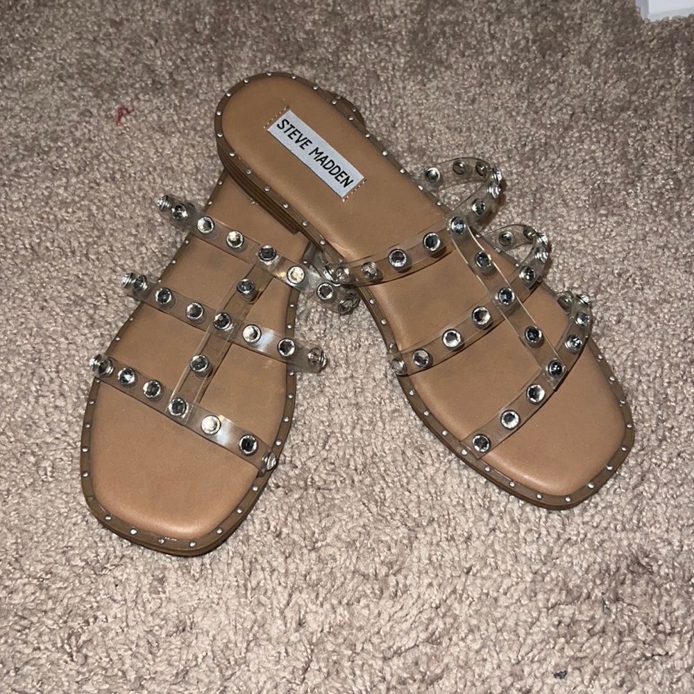 Never worn new Steve Madden sandals